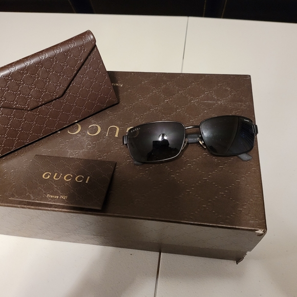 Gucci sunglasses - Picture 5 of 5